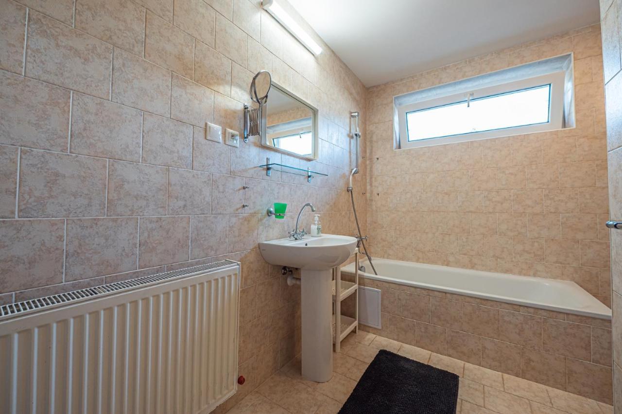 Xlsuite Apartment Comfort Piest'any Exterior photo